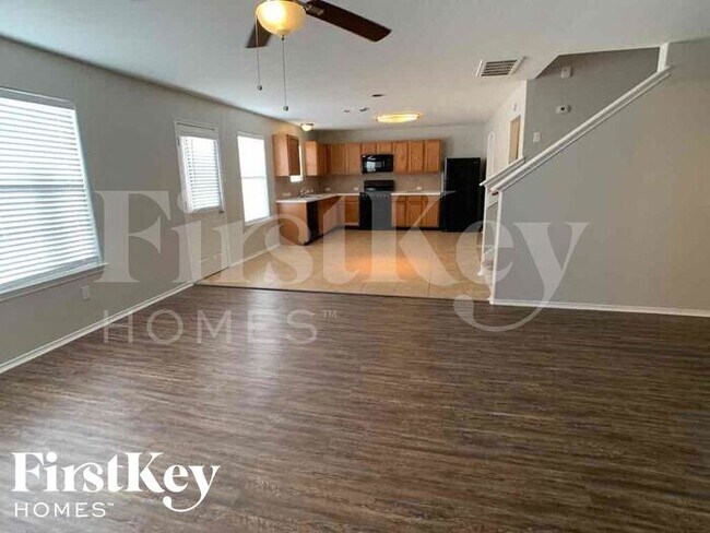 Building Photo - 2026 Cold River Dr