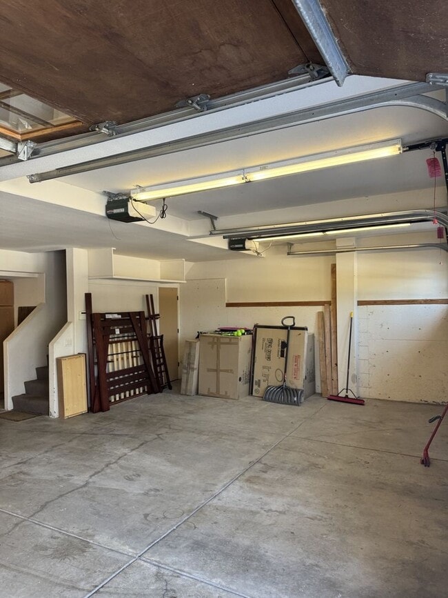 Building Photo - 645 Monterey Pine Rd