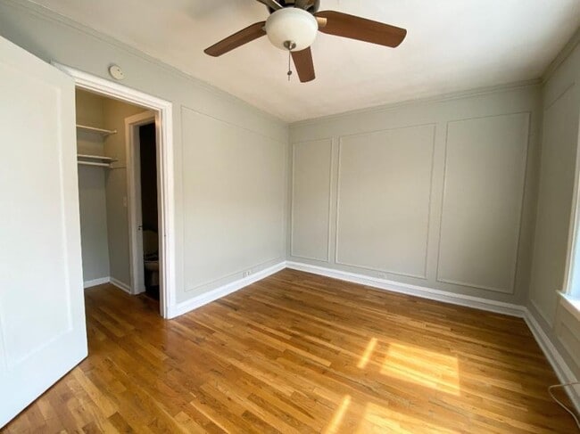 Building Photo - 0 bedroom in CHICAGO IL 60657