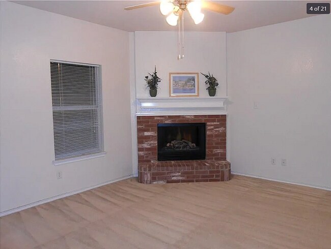 Building Photo - Charming 3-Bed, 3-Bath Home with Fireplace...
