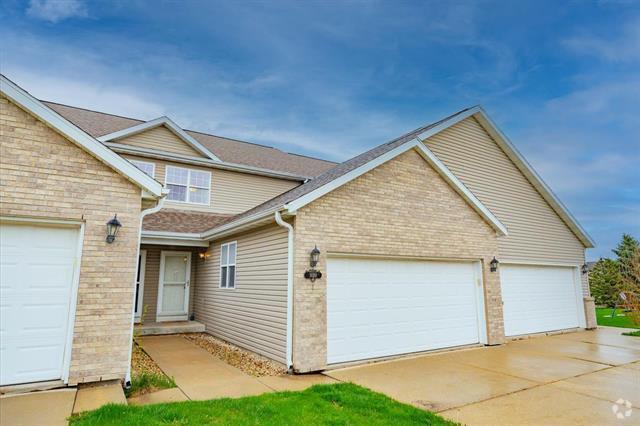 Building Photo - 3020 Selkirk Dr