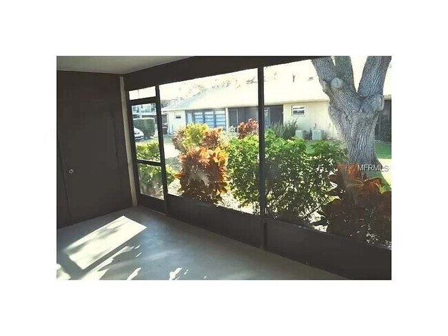 Foto del edificio - 2616 Woodgate Ln