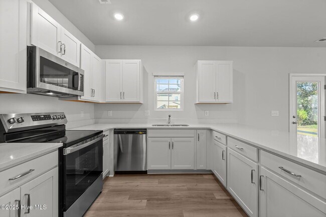 Building Photo - 186 Citadel Dr