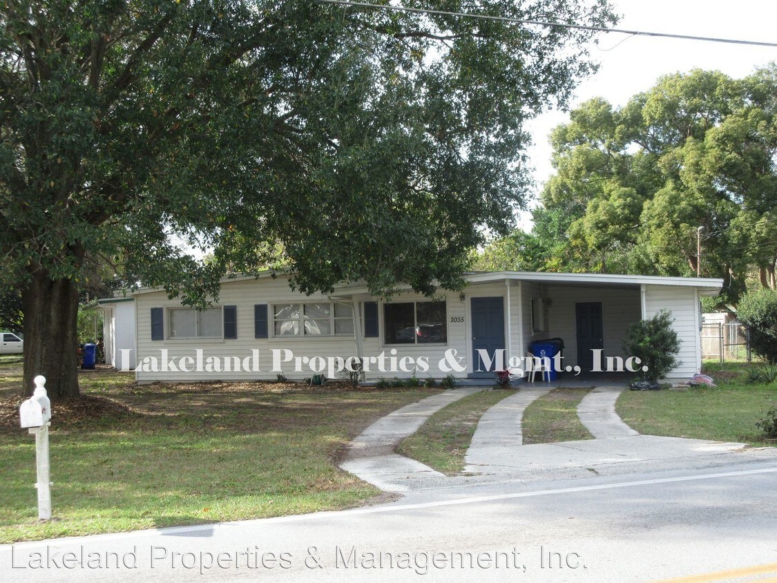 Foto principal - 3 br, 1 bath House - 2035 S. Crystal Lake Dr.