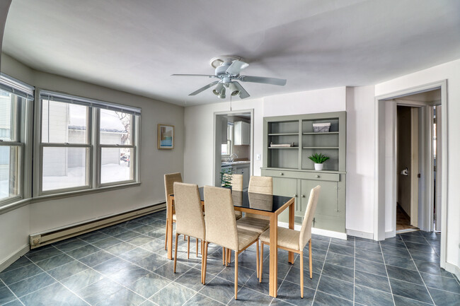 Dining Room - 611 10th St S