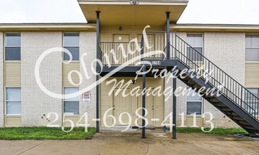 Building Photo - 5704 Greengate Dr