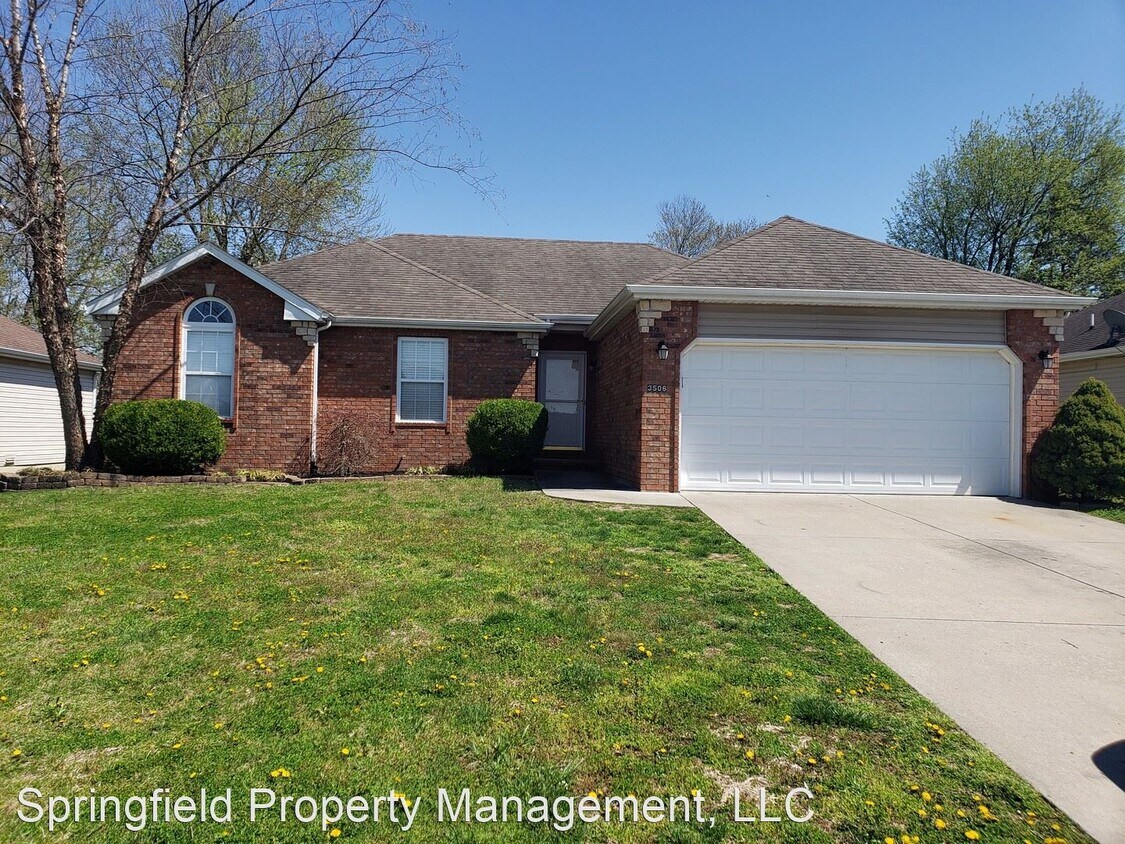 Foto principal - 3 br, 2 bath House - 3506 S. Brunswick