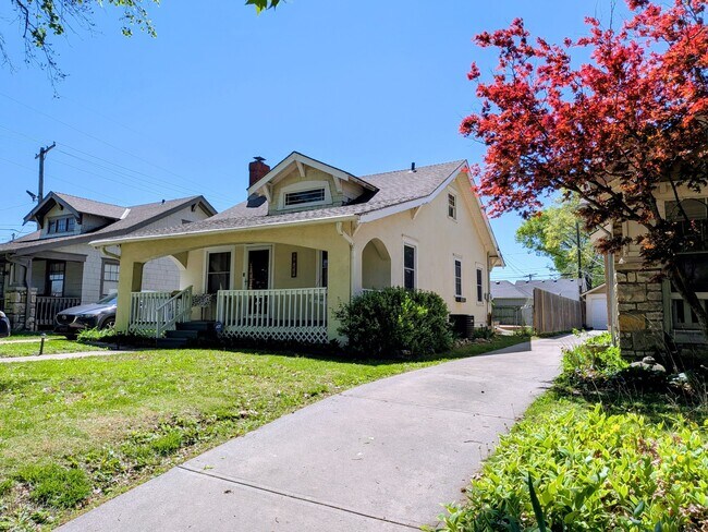 Foto del edificio - 1021 E 76th St