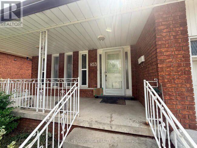 Photo du bâtiment - 853 Huntingwood Dr