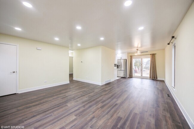Foto del edificio - 760 Pleasant St