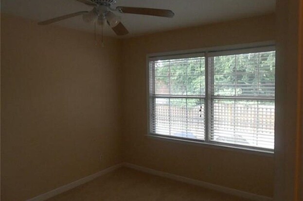 Foto del edificio - 2232 Dunseath Ave NW