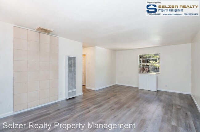 Foto del edificio - 3 br, 2 bath House - 2153 Poppy Ln.