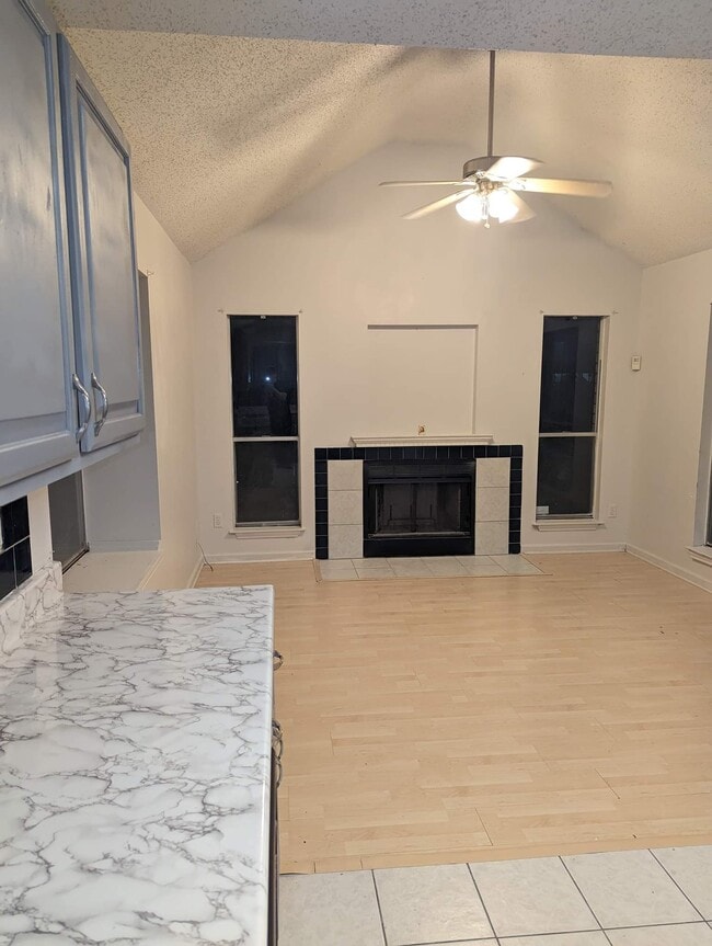 Building Photo - 7322 Park West Dr