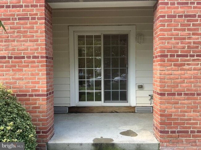 Building Photo - 156 Christina Landing Dr