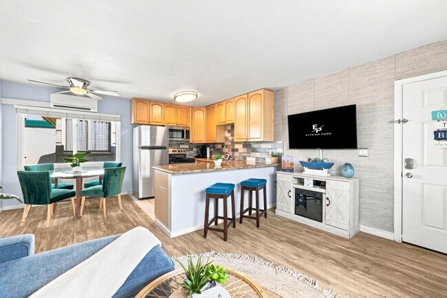 Building Photo - 829 San Fernando Pl