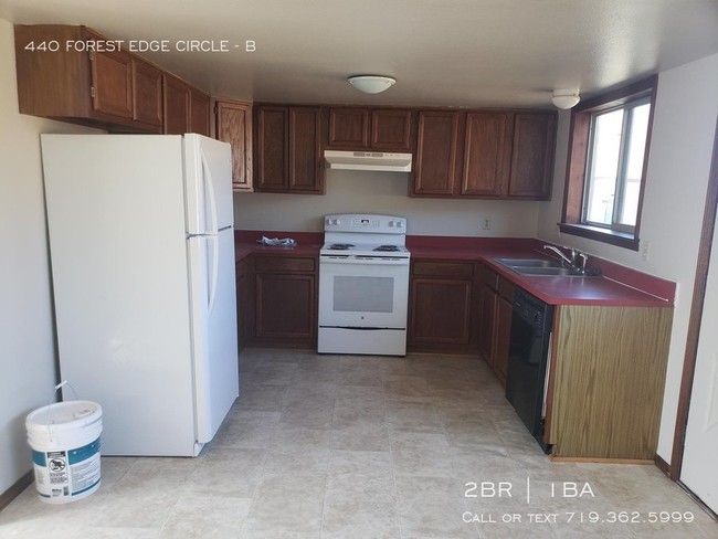 Building Photo - DUPLEX FOR RENT IN THE HEART OF WOODLAND PARK