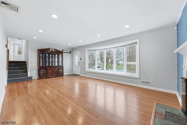 Foto del edificio - 30 Arden Rd