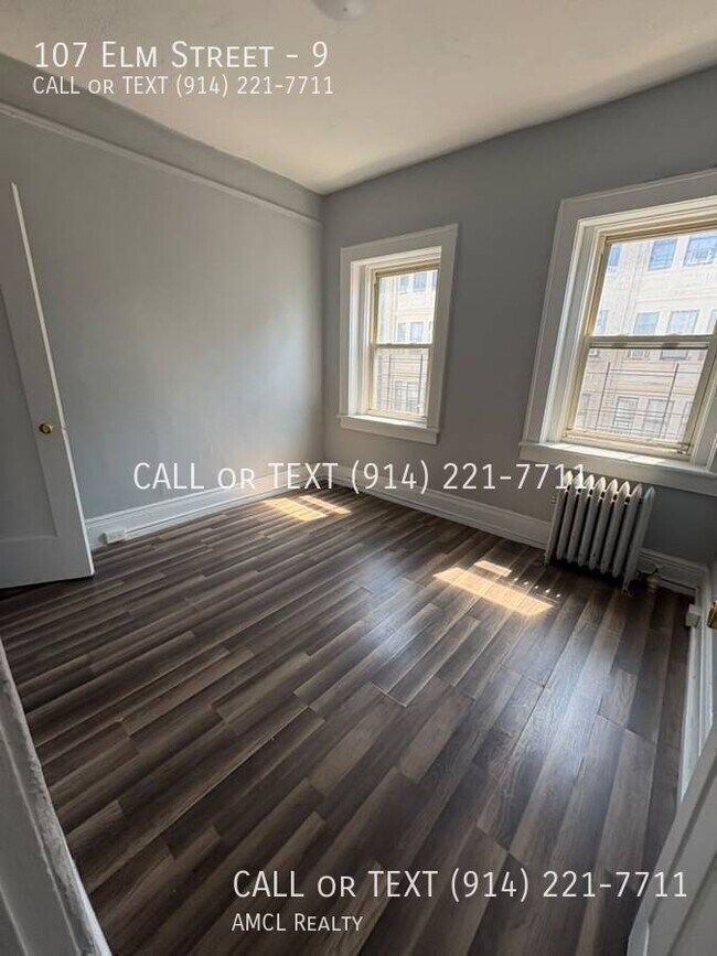 Foto del edificio - 107 Elm St
