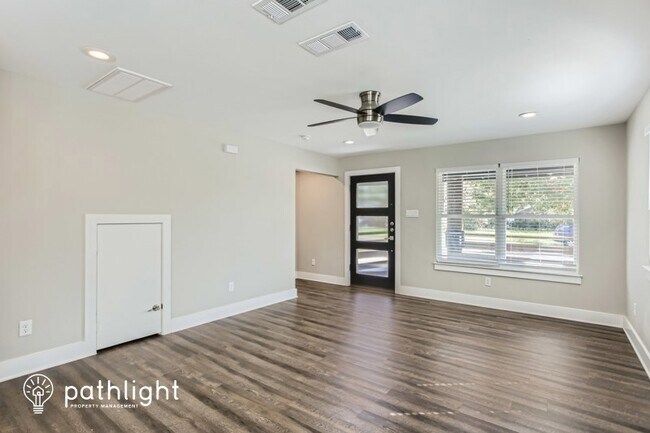 Foto del edificio - 1723 Shaw Street, Dallas, TX, 75212