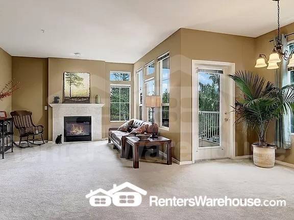 Building Photo - Your Dream Home: Cozy, Convenient, and Charming!
