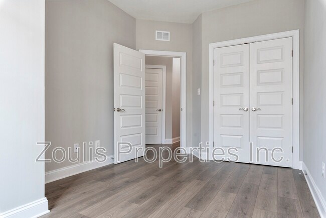 Foto del edificio - 43-K East Gordon St