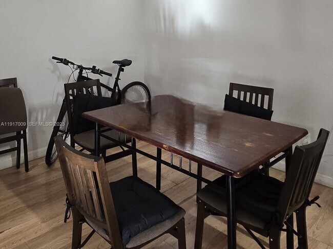 Foto del edificio - 10420 SW 158th Ct