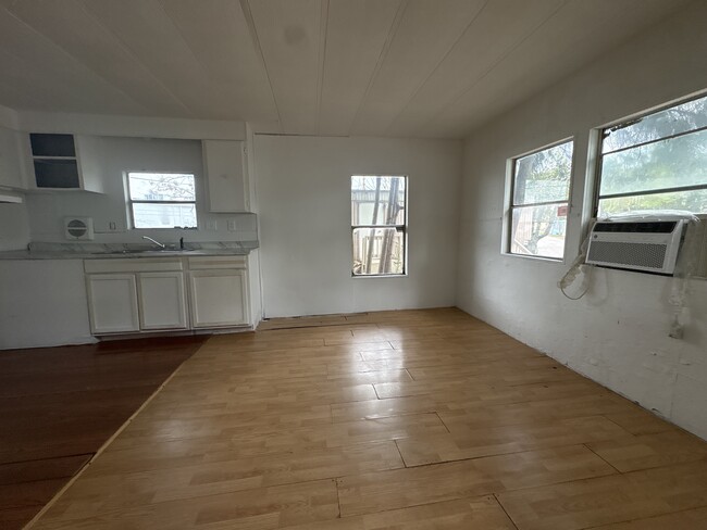 Foto del edificio - 920 Boardwalk Ln