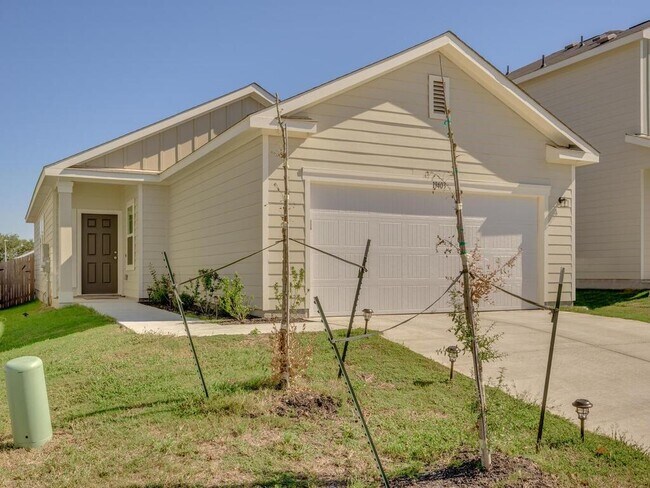 Building Photo - 19403 Caymus Dr