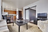 Foto principal - 450 N State St