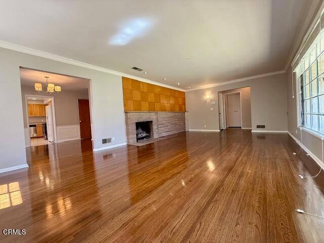 Building Photo - 2175 N Holliston Ave