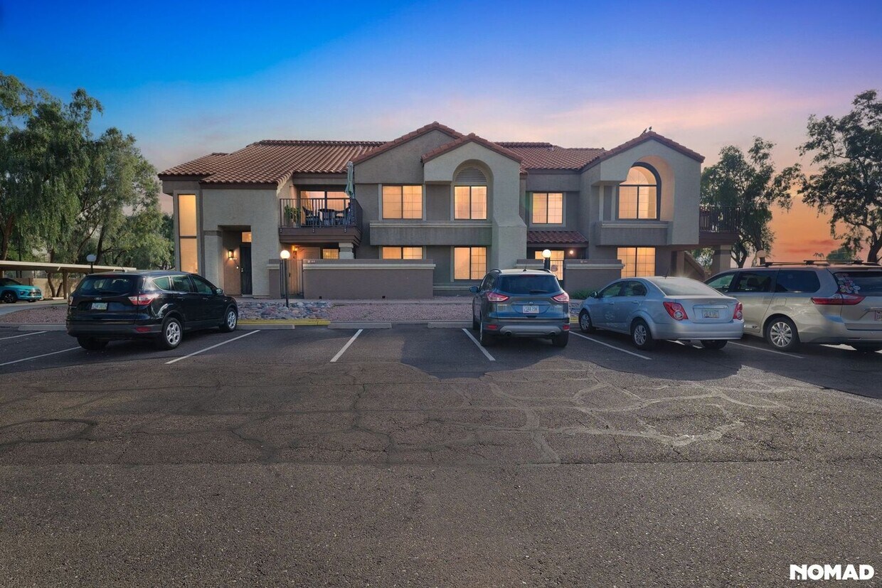 Foto principal - 1905 E University Dr