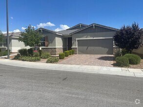 Building Photo - 3077 Sarsina Ave