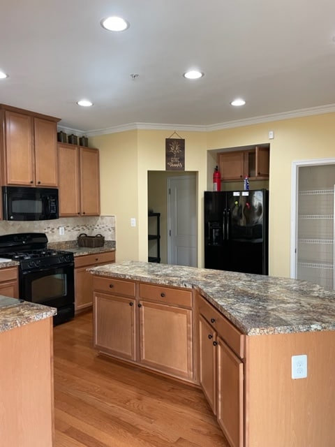 Building Photo - 3601 Lupton Ct