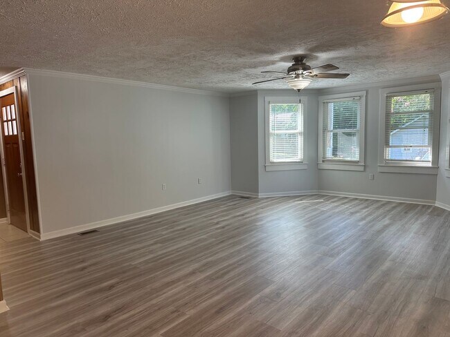 Foto del edificio - 736 Rosedale St