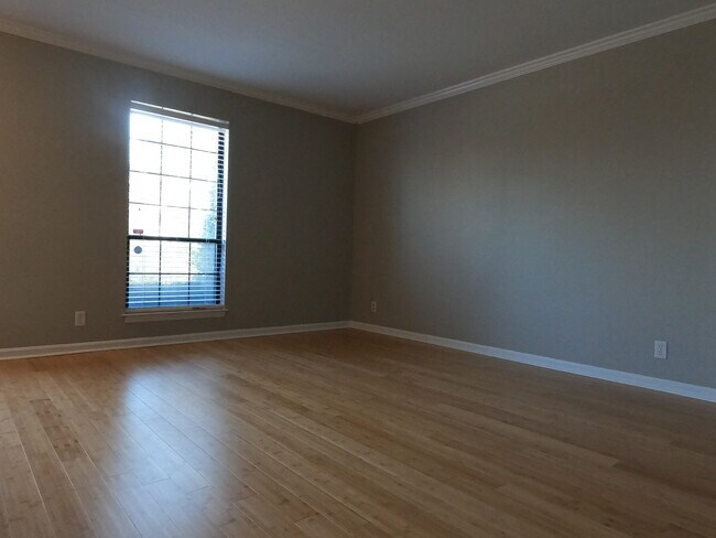 Living Room - 5786 Stone Brook Dr