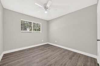 Building Photo - 11202 Bandlon Dr