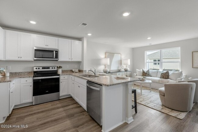 Building Photo - 4118 Hobblebush Dr