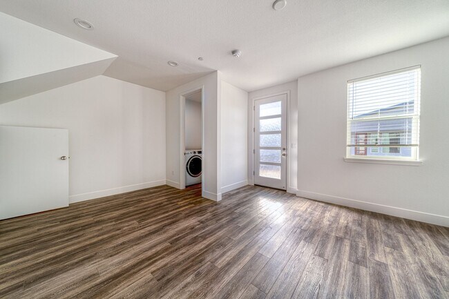 Foto del edificio - Phase 1 Bungalow Rental - Lot D42 Main