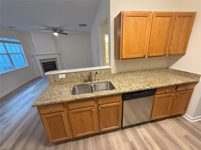 Foto del edificio - 414 Weatherstone Pl