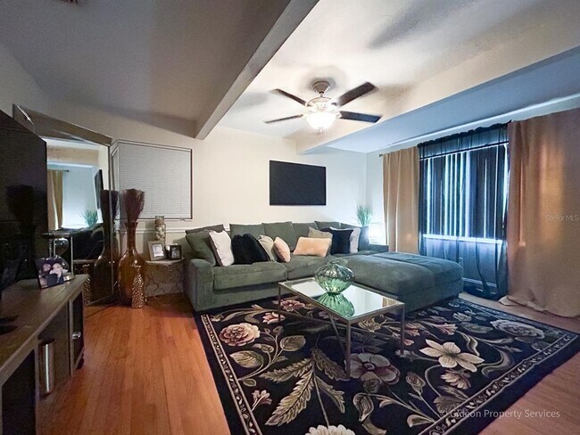 Foto del edificio - 1814 NW 39th Ave