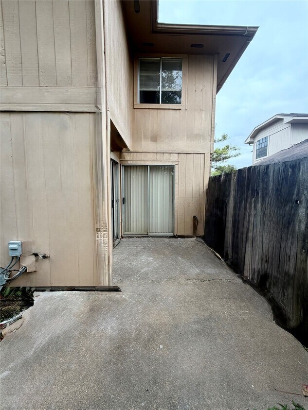 Foto principal - 9327 Westacre Pl