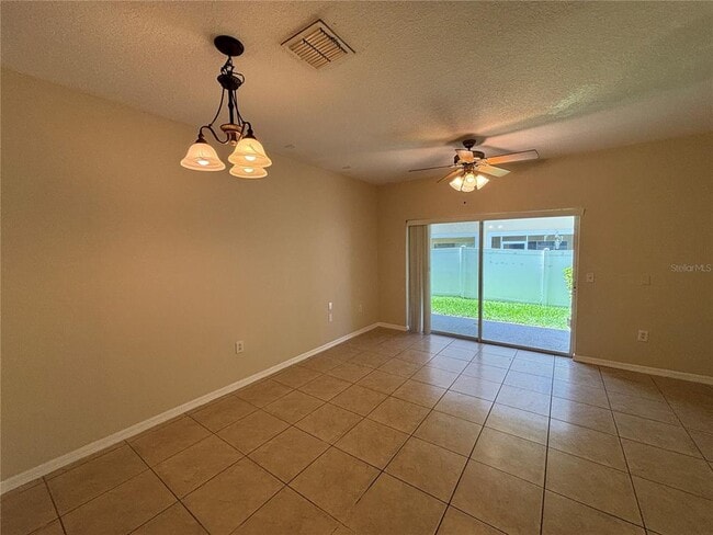Foto del edificio - 8515 Trail Wind Dr