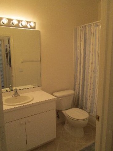 Building Photo - 2750 Cypress Trace Cir