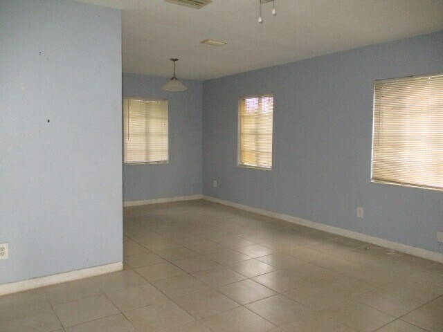 Foto del edificio - 3015 Phyllis Street