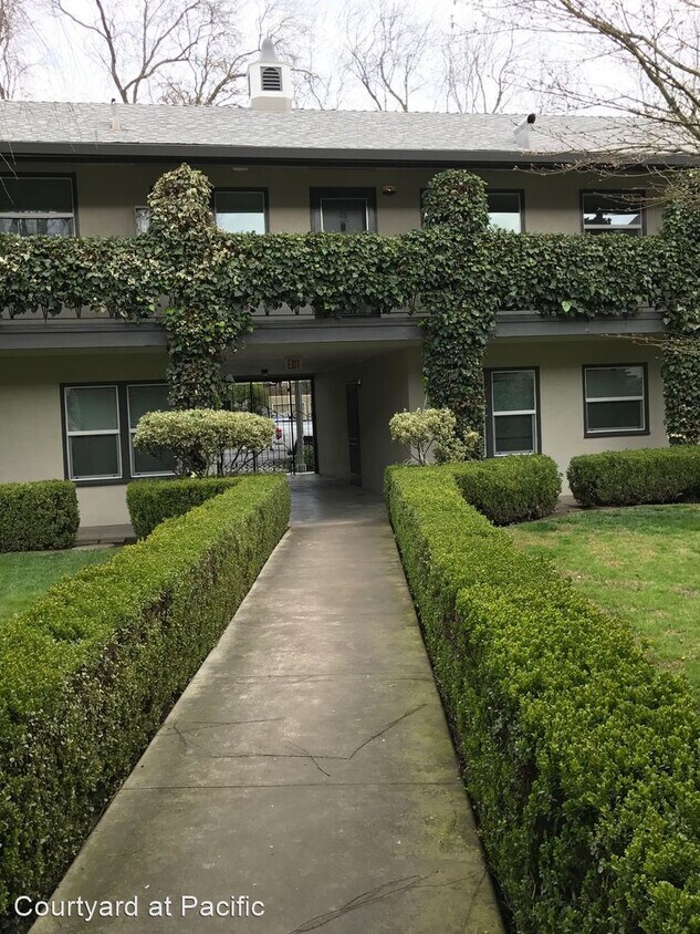 Primary Photo - 3301 Pacific Ave