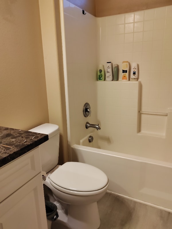 Building Photo - 5867 Berryhill Dr