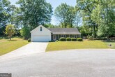 Foto principal - 301 Creekdale Dr