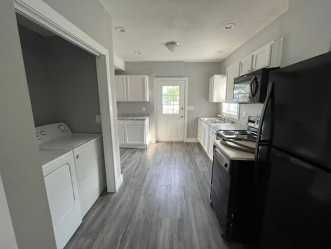 Foto del edificio - 2 Bedroom 1.2 bath in Moline