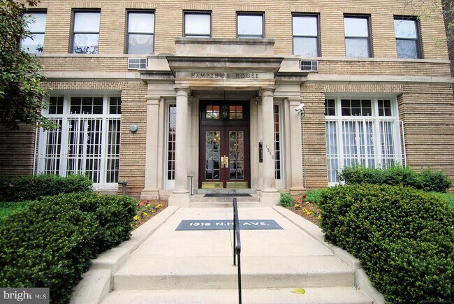 Foto del edificio - 1316 New Hampshire Ave NW