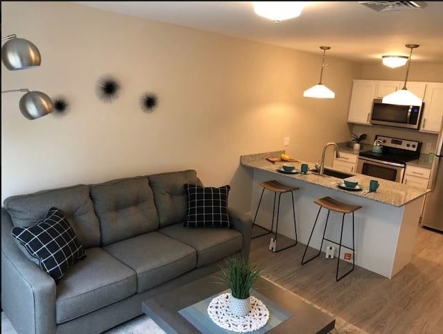 Building Photo - Kelsey Commons